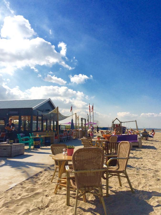 Boutique Hide & Seek, Bed & Beach Panzió Hága Kültér fotó